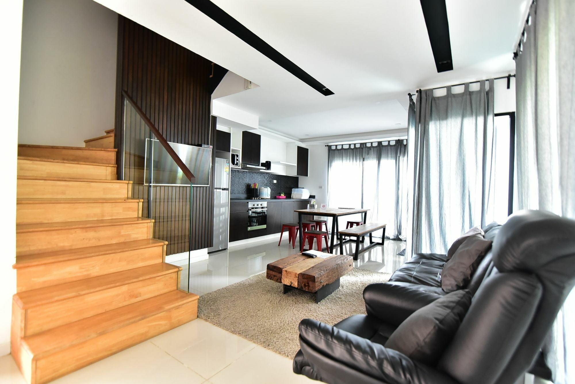The Win Residence Паттайя Экстерьер фото